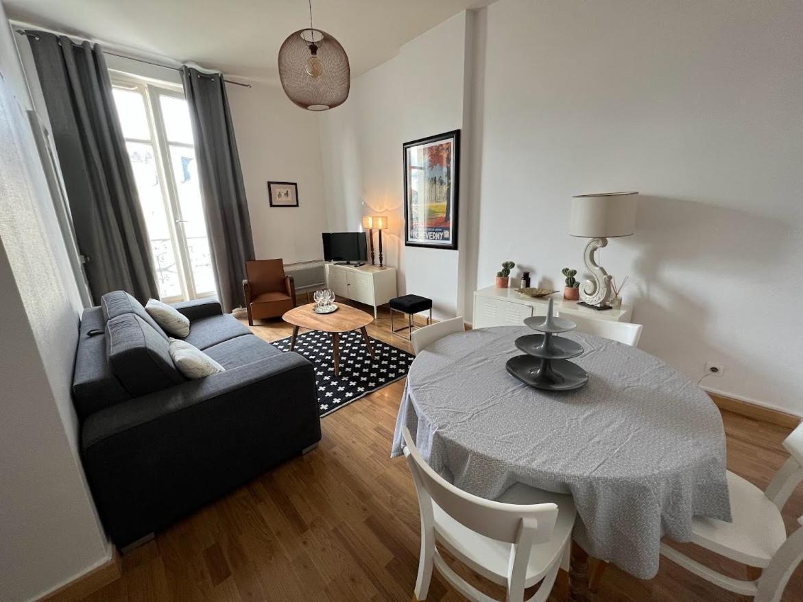 ~Rosa Bonheur~Hyper Centre Apartment Blois Bagian luar foto